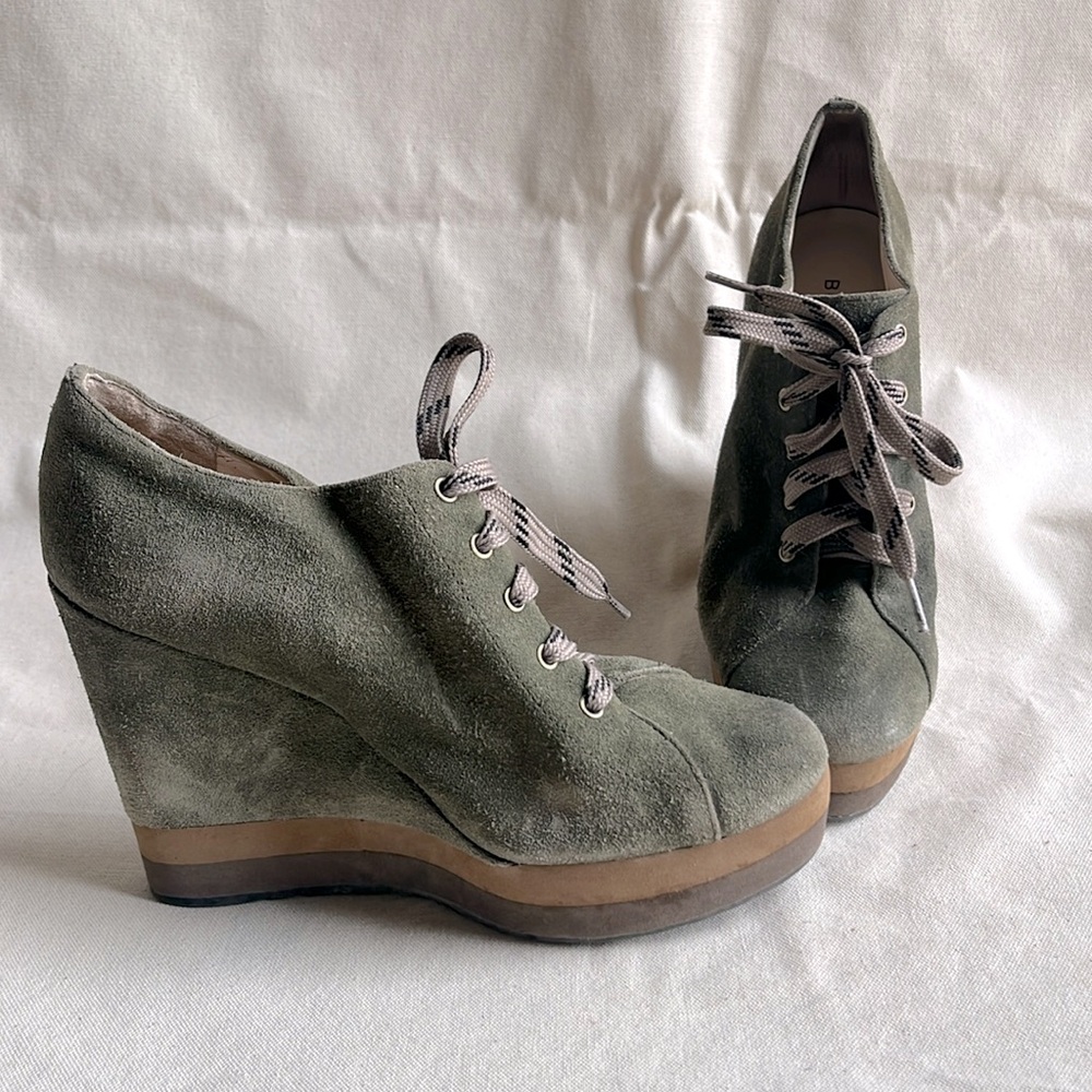 Boutique 9 leather wedges